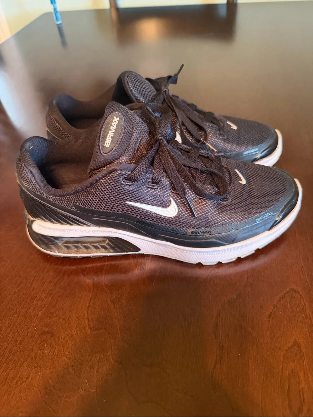 Nike Women's Black and White Air Max Sneakers